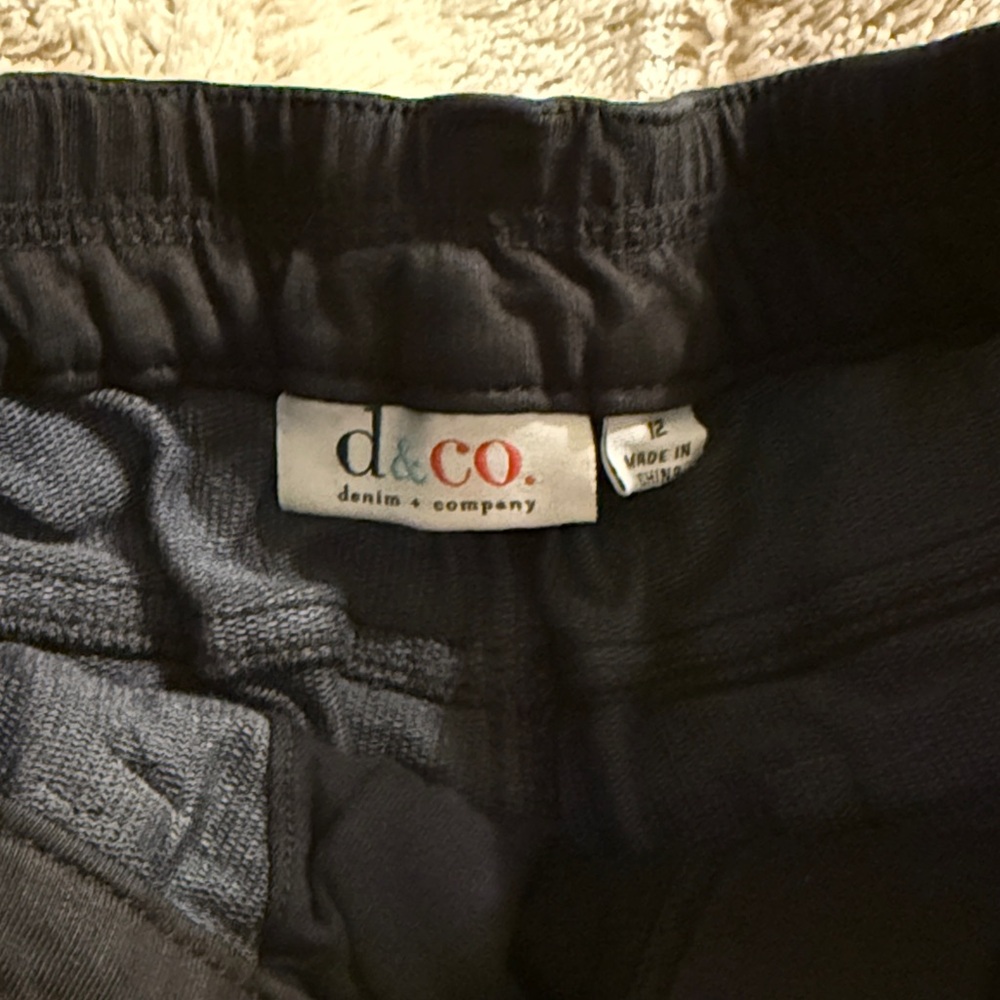 Cotton Bermuda Black Shorts - 12 - Picture 3 of 5